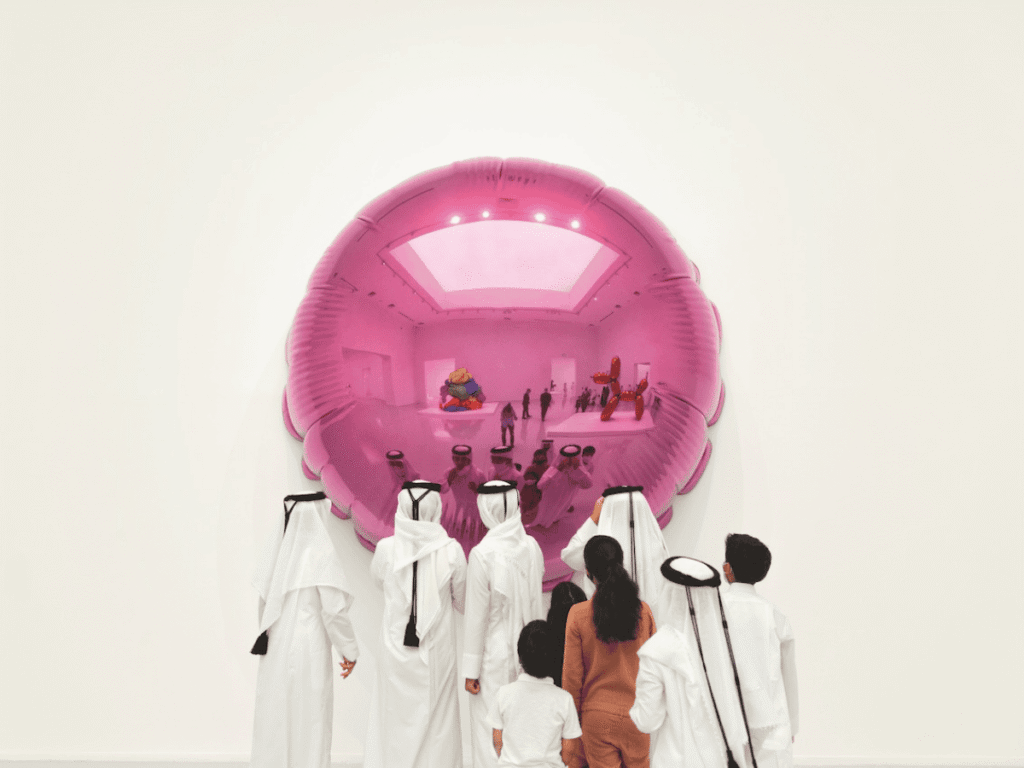 Moon (Light Pink) by Jeff Koons, 1995-2000. Photo: Rik Van Lent. Artwork: Jeff Koons. © Qatar Museums